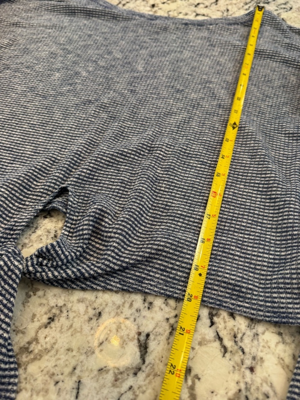 Abercrombie & Fitch Striped Tie Front Top Long Sleeve Cropped Size M - Picture 5 of 9